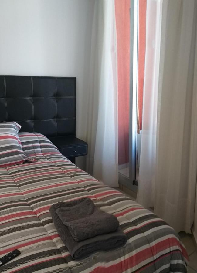 Apartamento Ayacucho y Viamonte Rosario Exterior foto